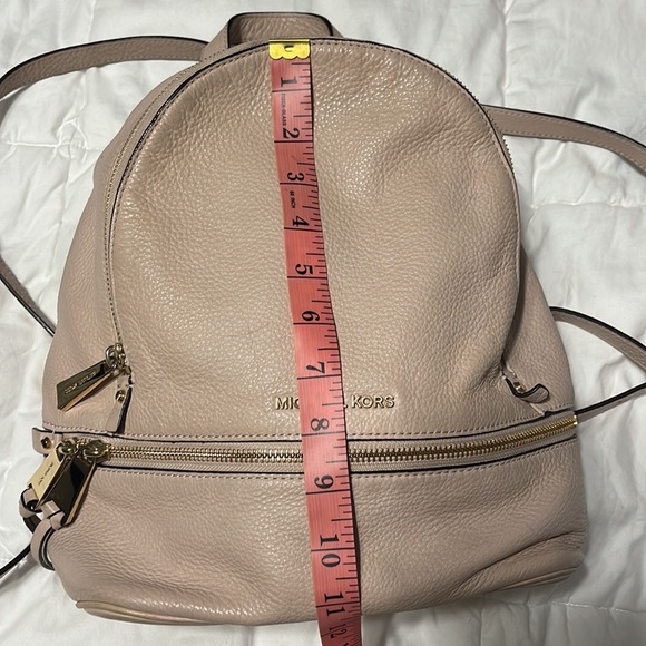 Michael Kors Bagpack - Picture 7 of 10